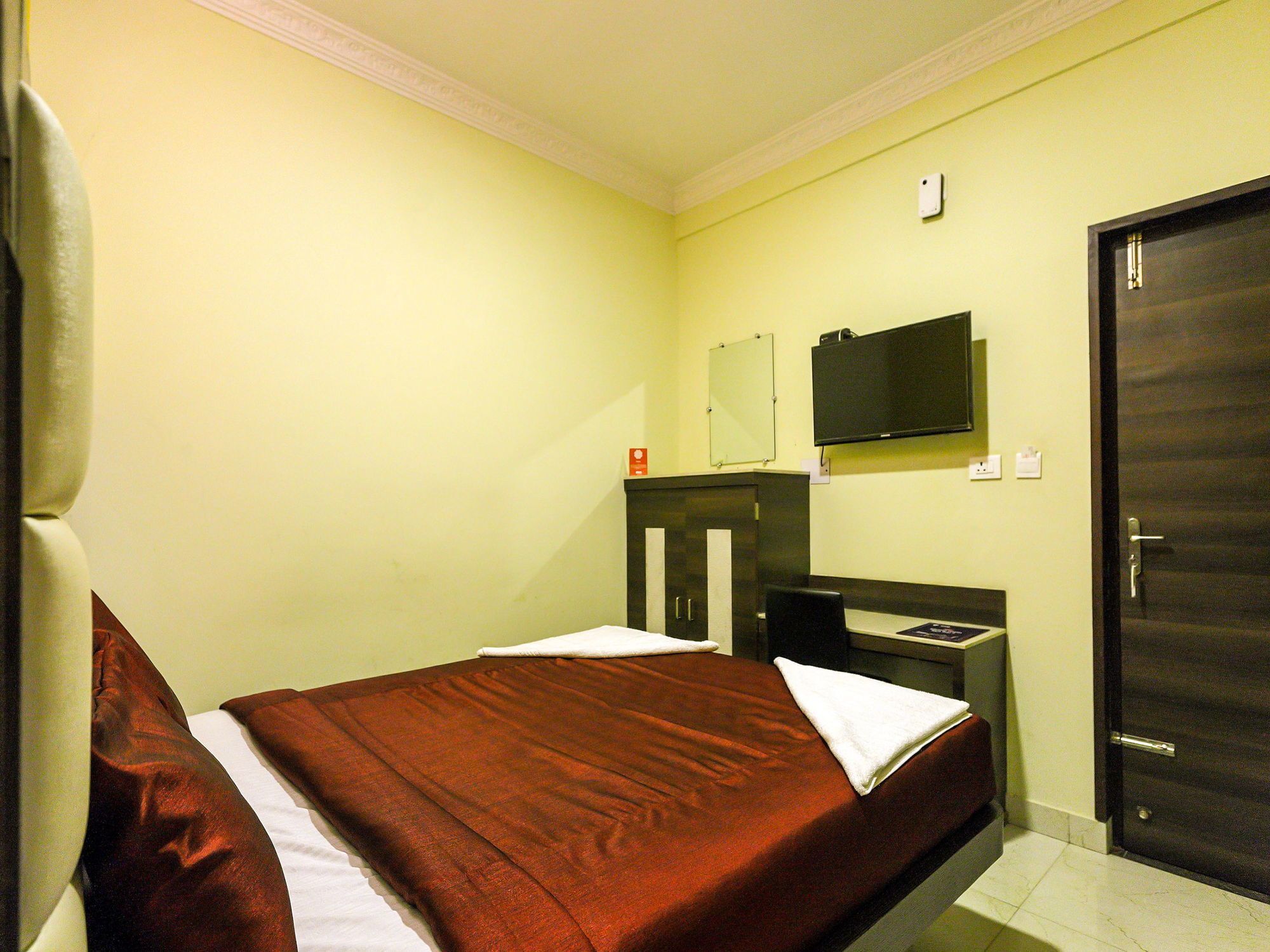 Oyo 7987 Hotel Carnation Ooty Exteriör bild